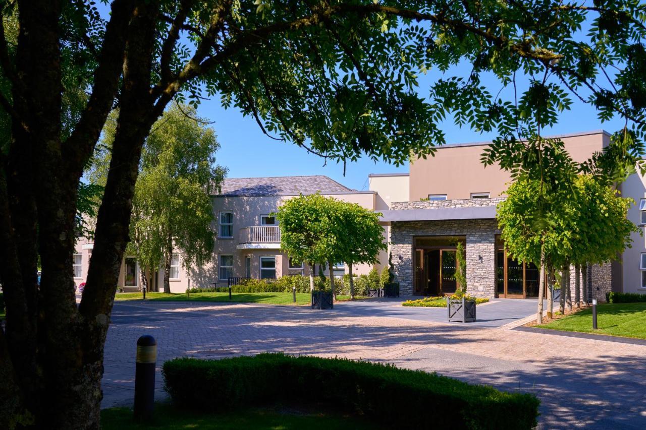 Tulfarris Hotel And Golf Resort Exterior photo